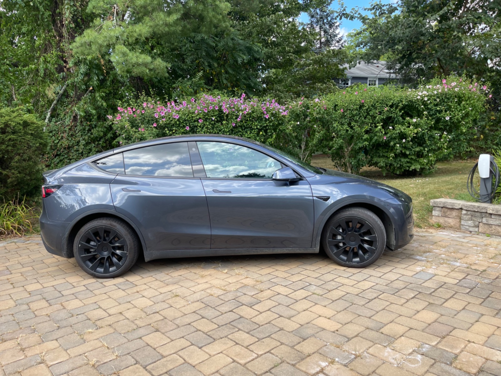 Tesla Model Y Long Range Awd Find My Electric