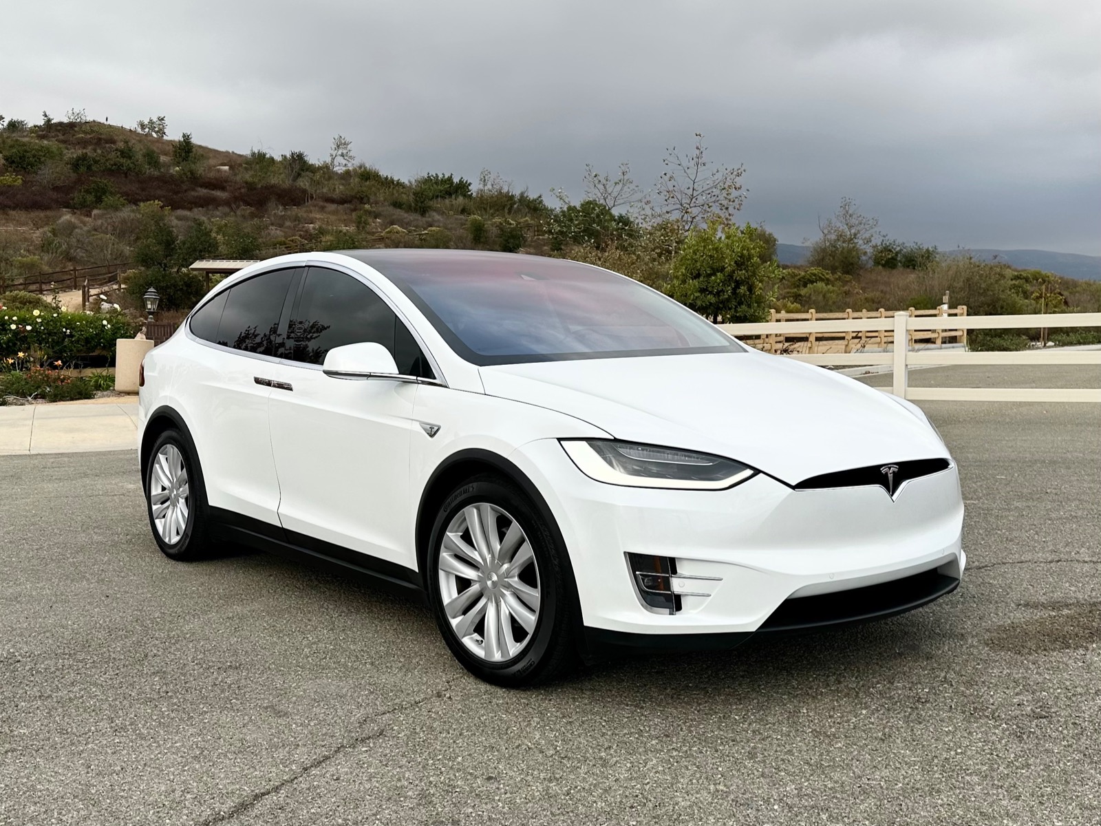 Tesla Model X D Find My Electric