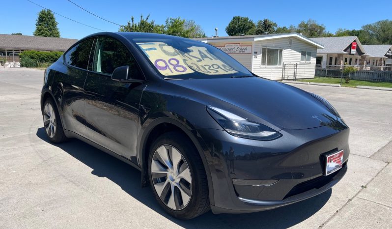 2024 Tesla Model Y Standard Range RWD