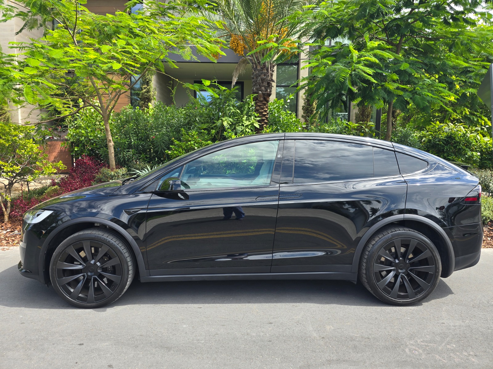 2022 Tesla Model X Plaid full