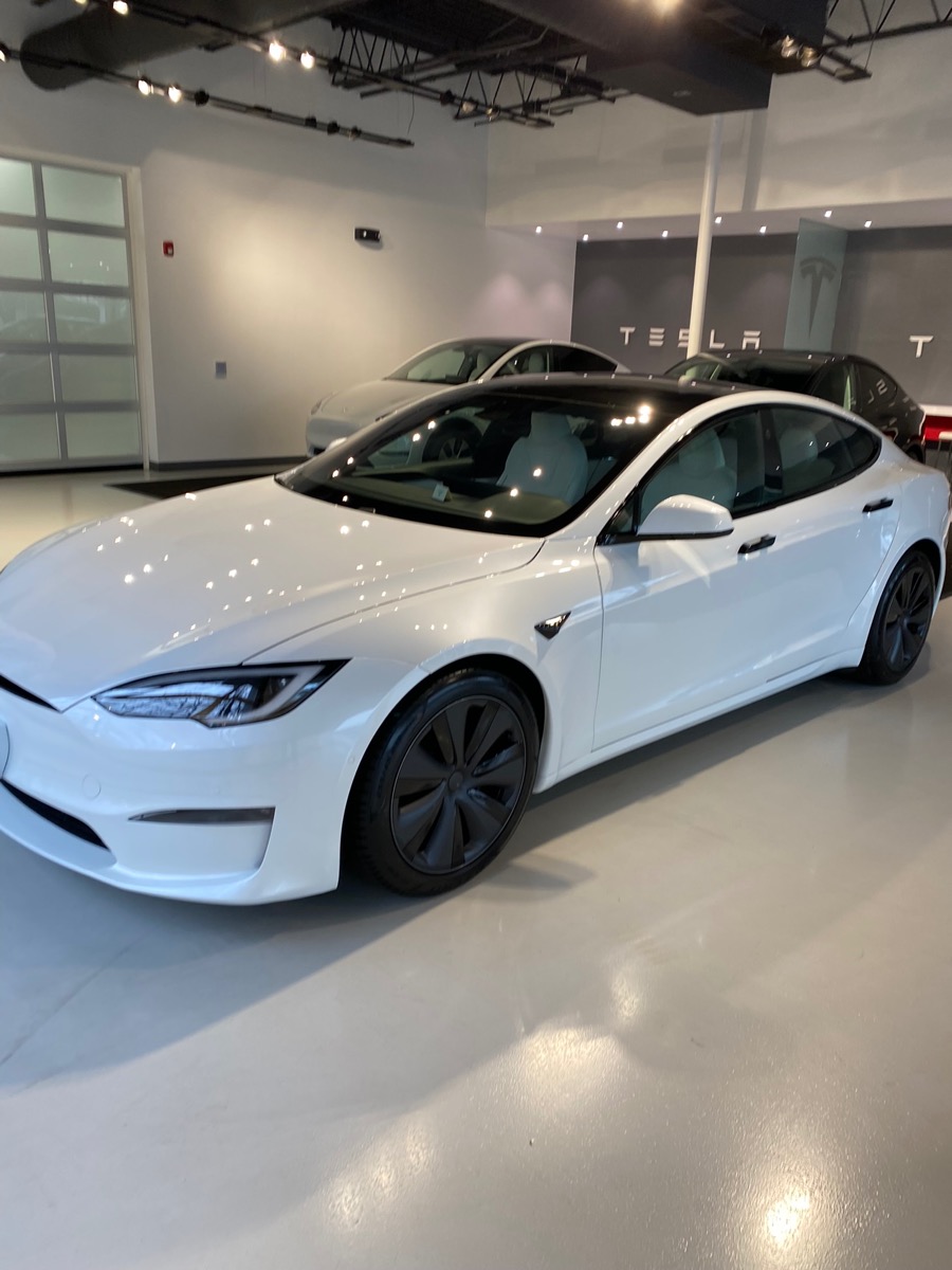 2022 Tesla Model S Plaid full