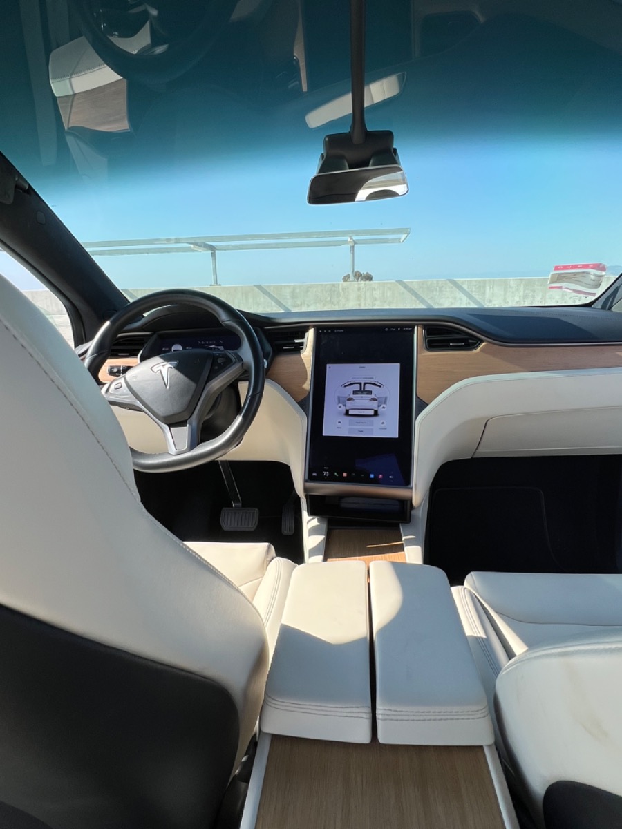 Tesla x 2020 interior hotsell