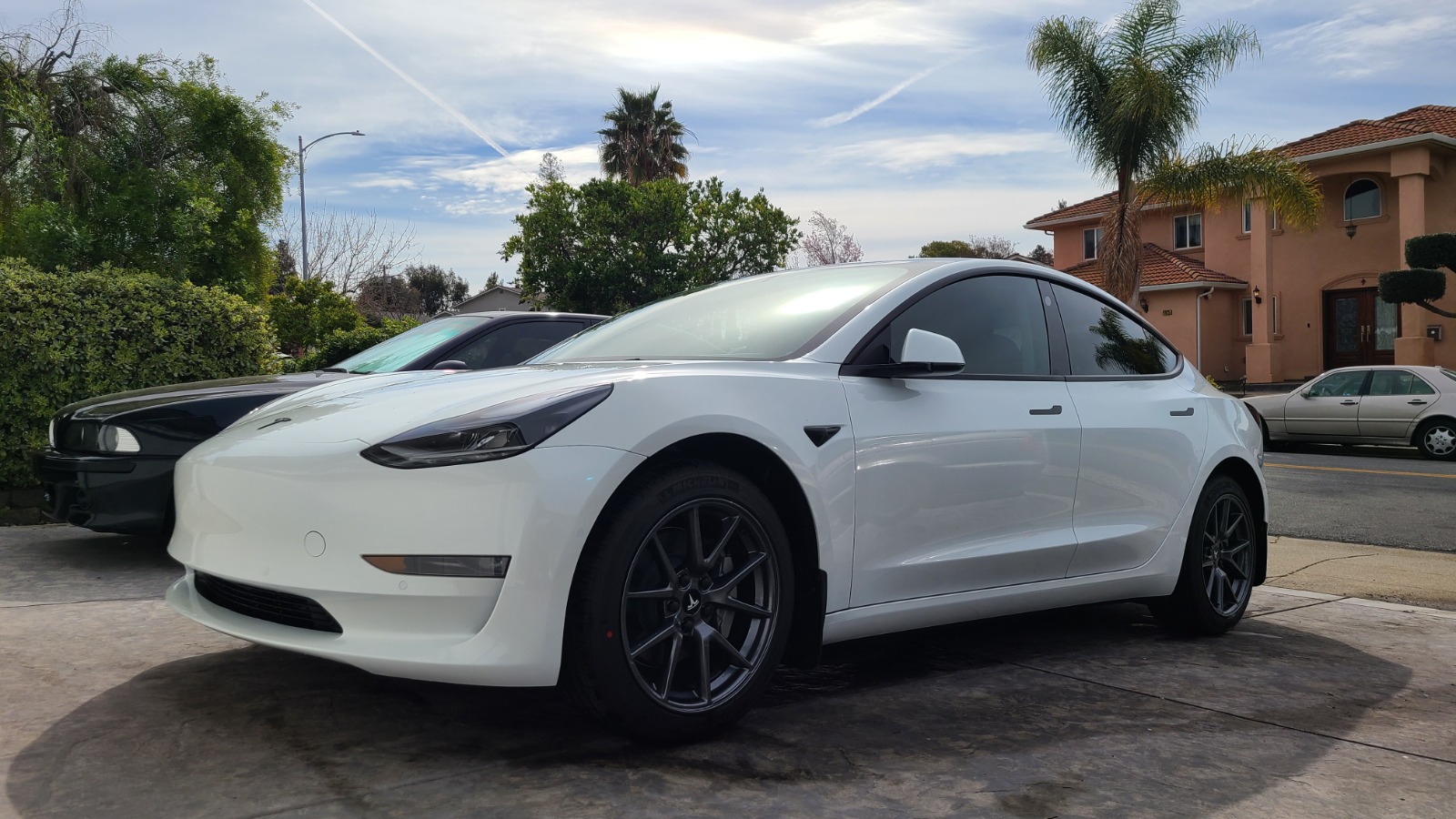 2022 Tesla Model 3 Long Range AWD full