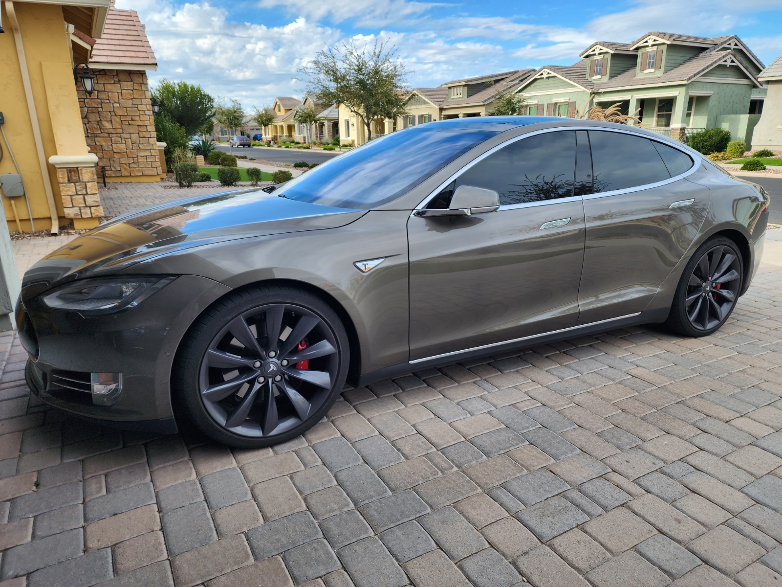 2015 Tesla Model S P90DL full