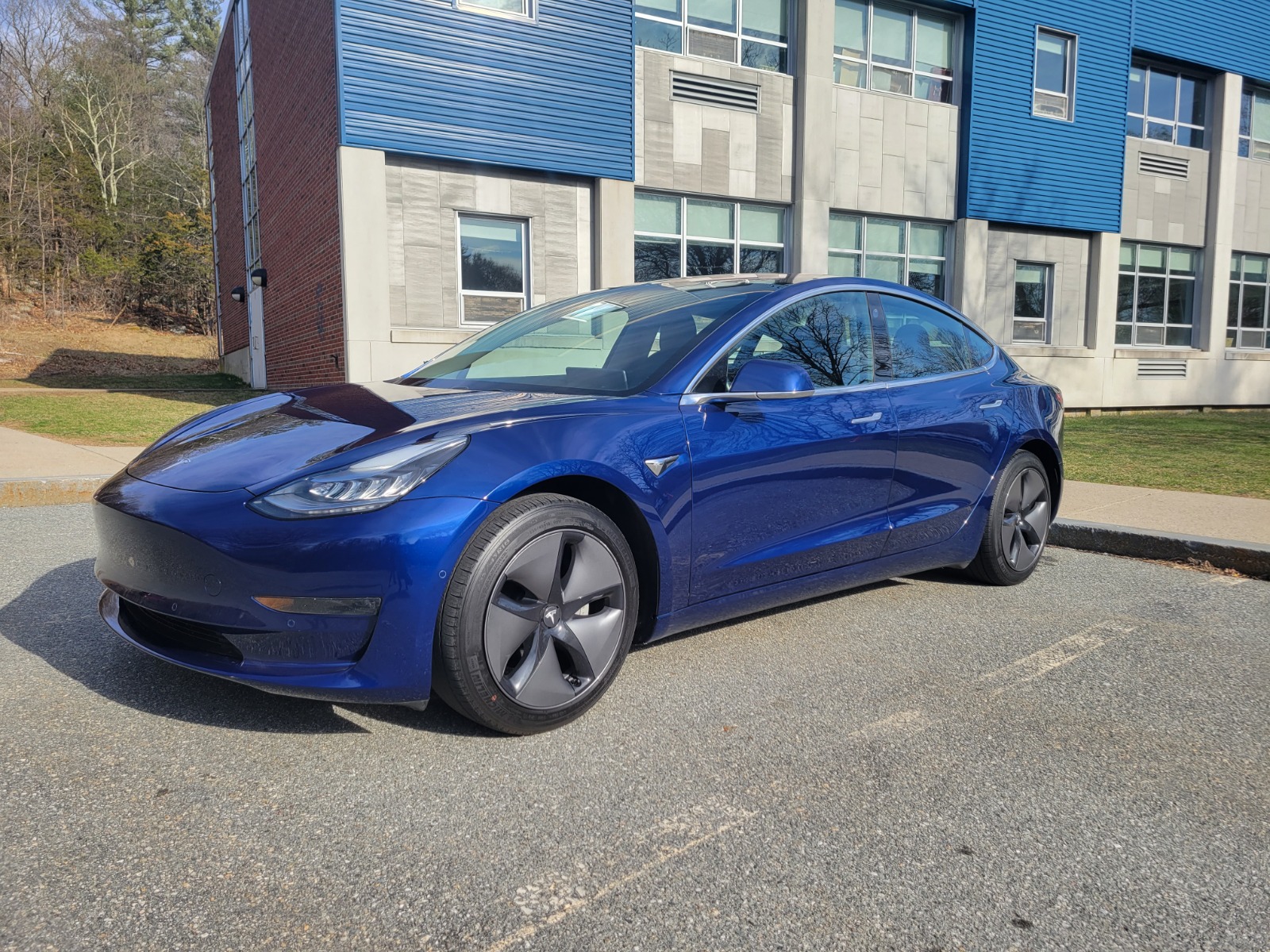 2019 Tesla Model 3 Mid Range RWD - Find My Electric