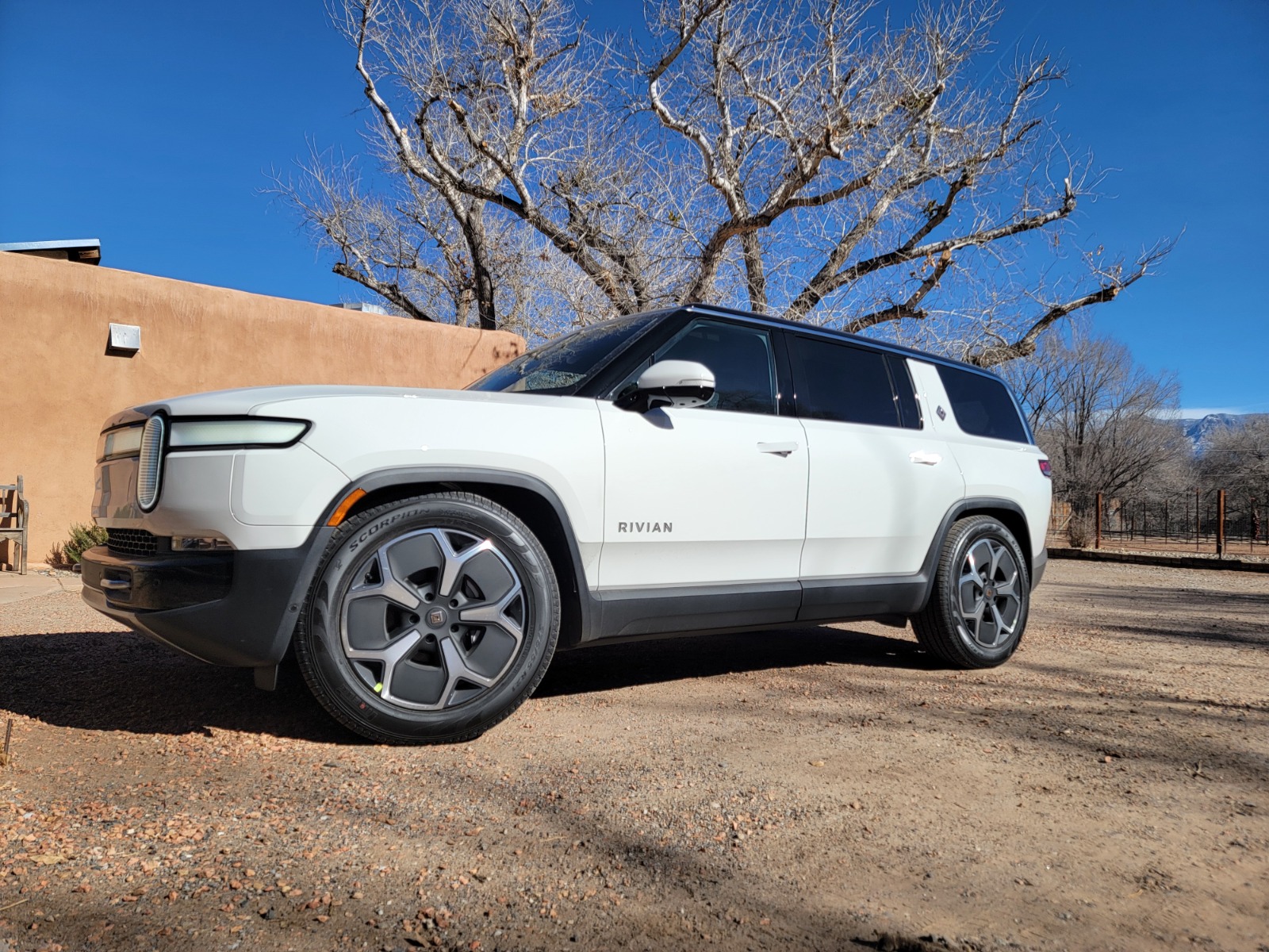 2023 Rivian R1S Adventure - Find My Electric