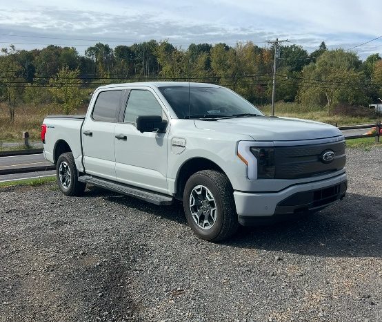 2023 Ford F-150 Lightning XLT