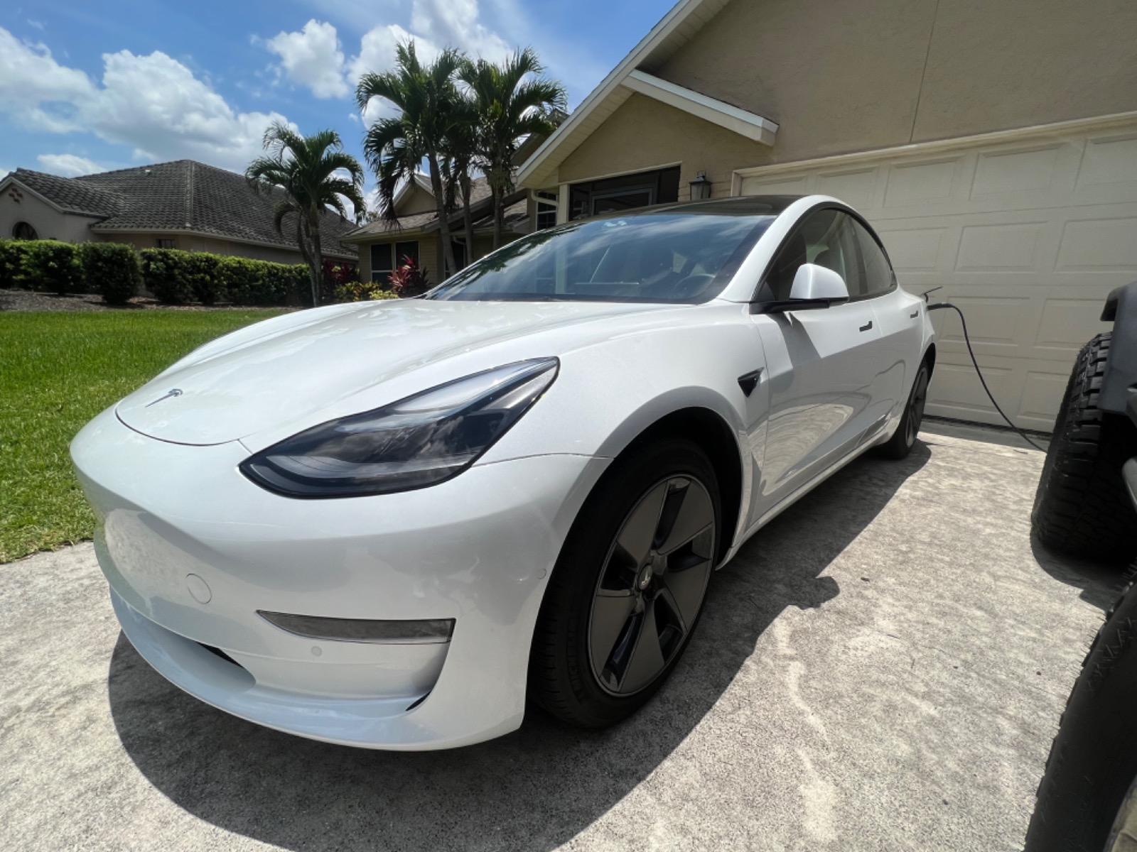 2022 Tesla Model 3 Long Range AWD full