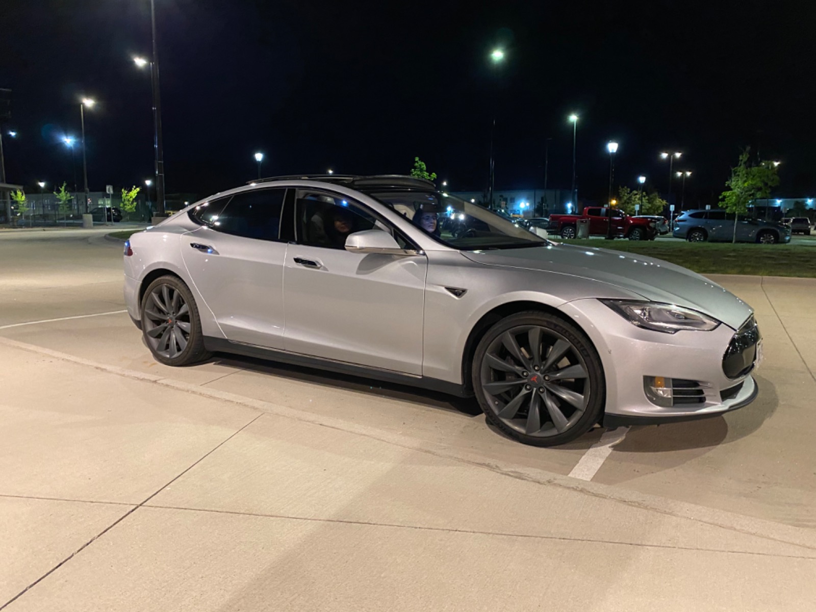 2013 deals tesla autopilot