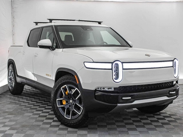 2022 Rivian R1T Adventure - Find My Electric