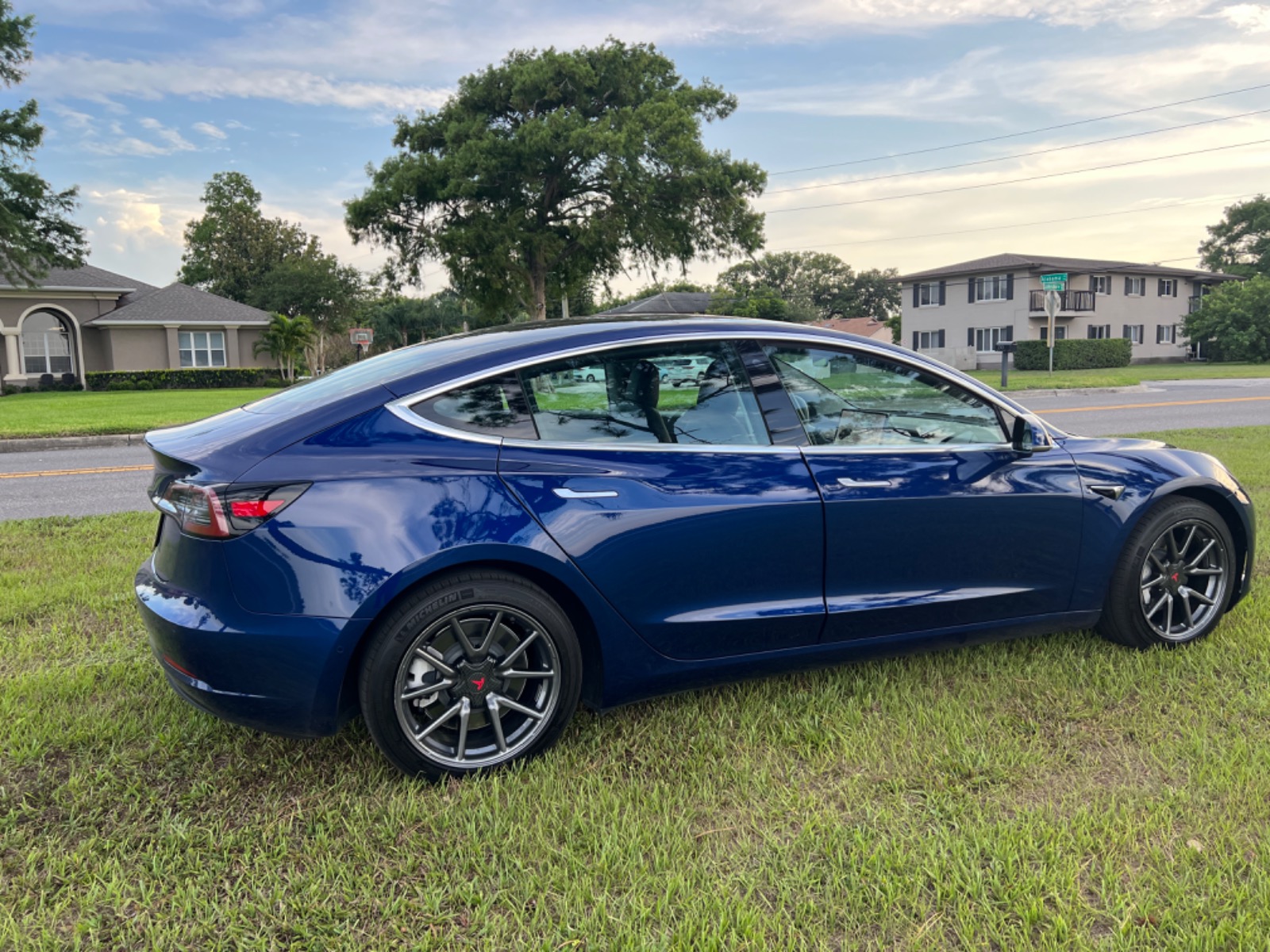 tesla model 3 2021 standard range plus specs