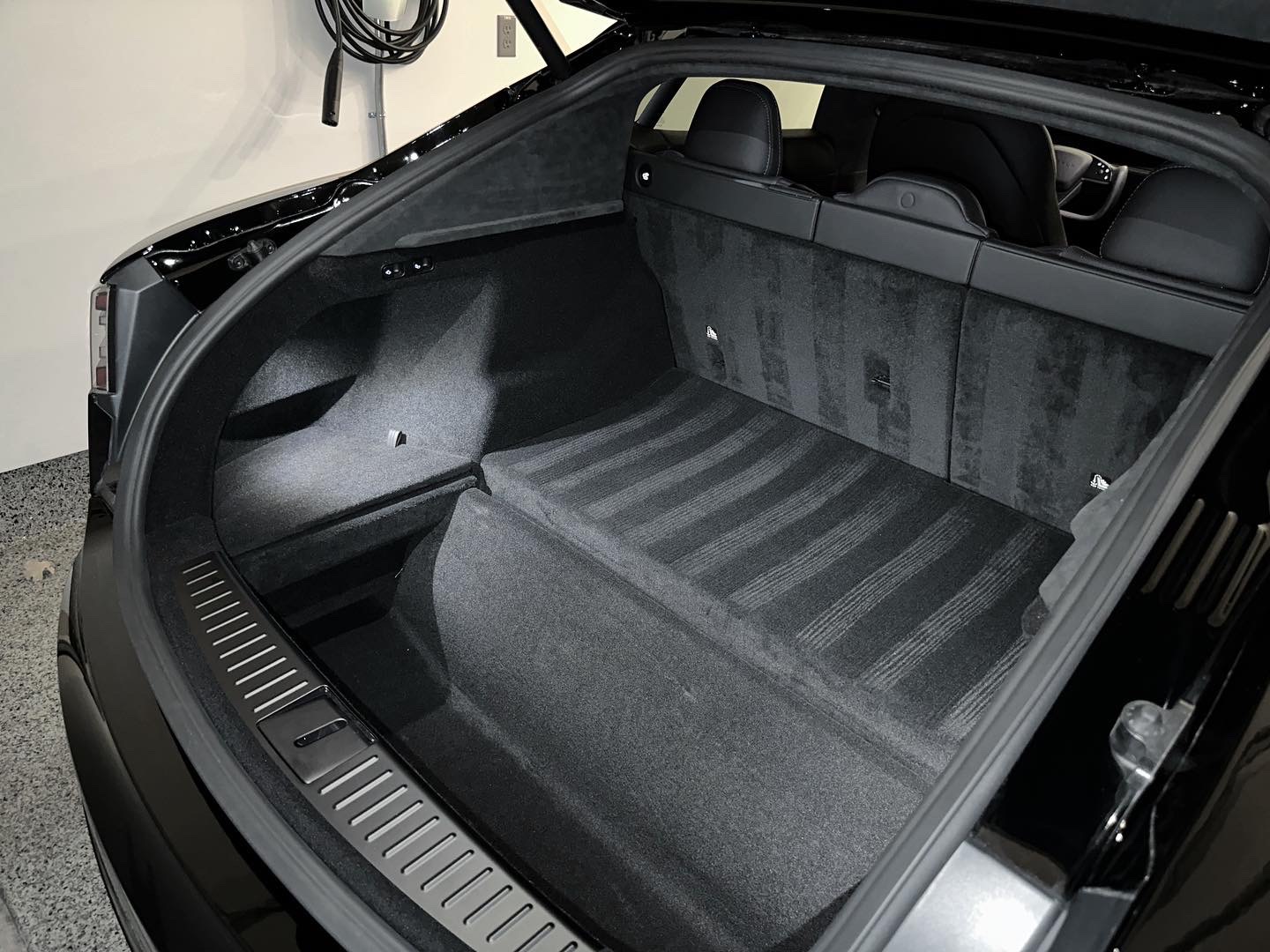 Trunk Lid | TESLA MODEL X 2022 Trunk Lid | TESLA MODEL X 2022