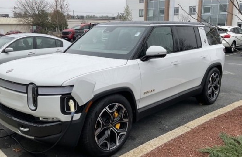 2023 Rivian R1S Launch Edition - Find My Electric