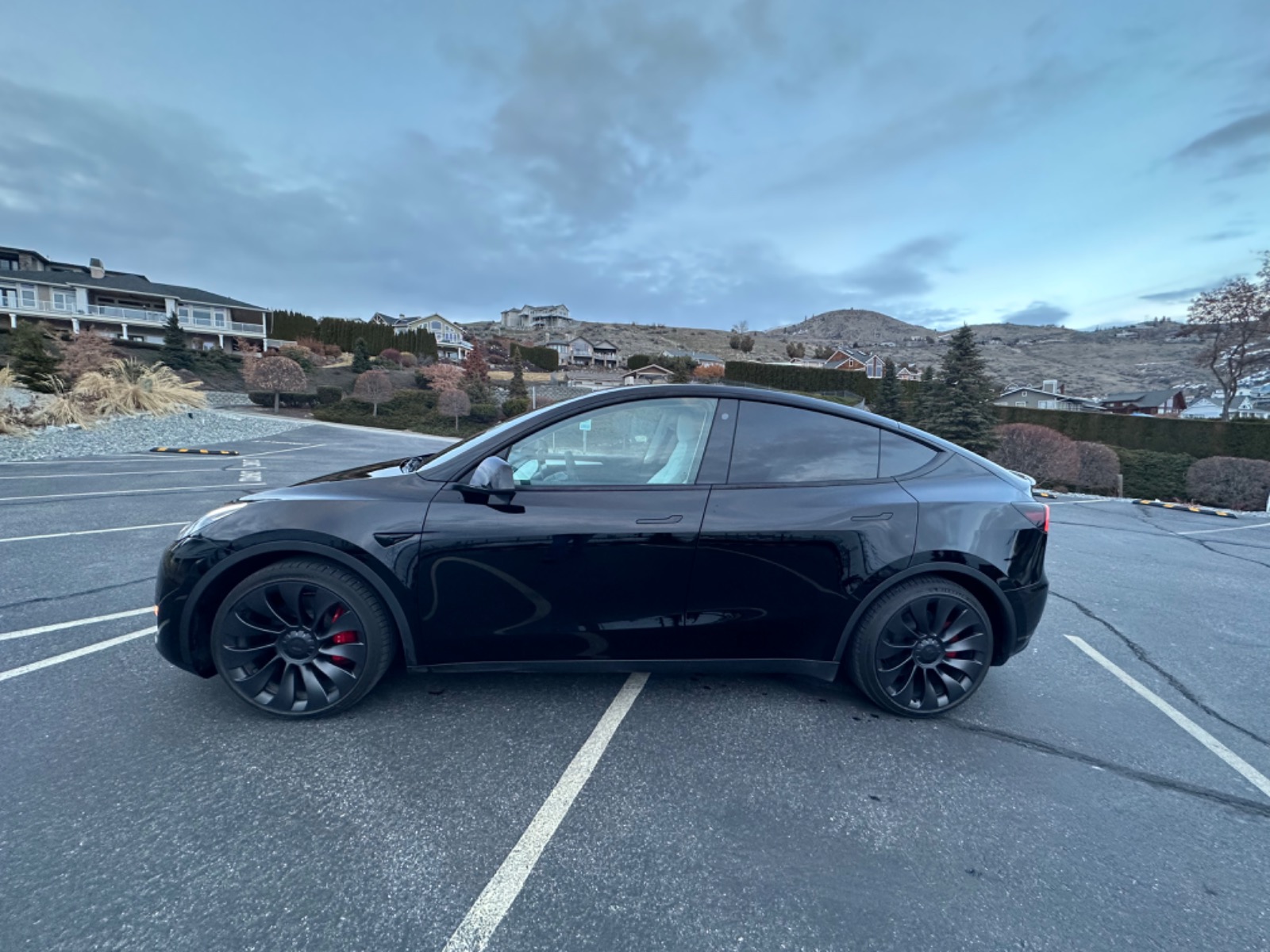 2023 Tesla Model Y Performance full