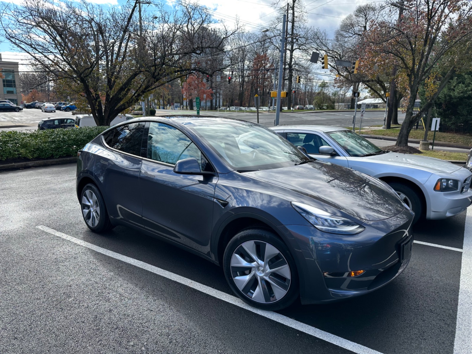 2023-tesla-model-y-long-range-awd-find-my-electric