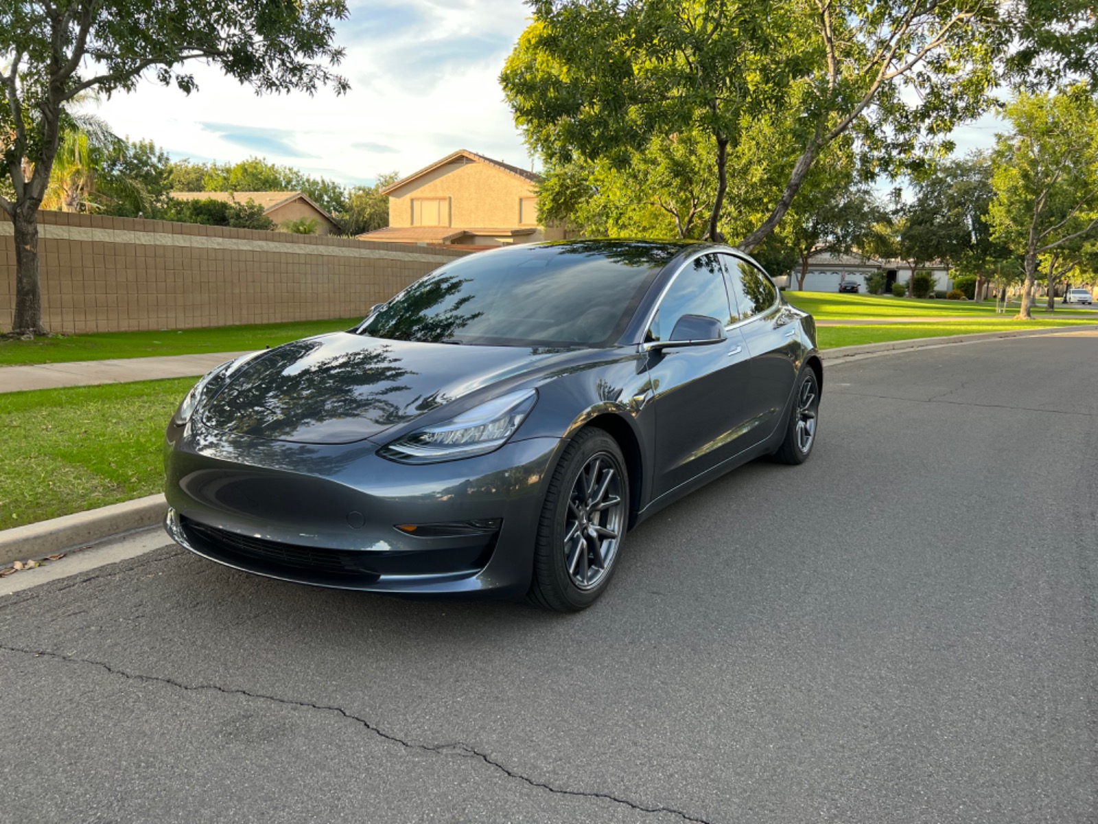 2020 Tesla Model 3 Standard Range Plus RWD full