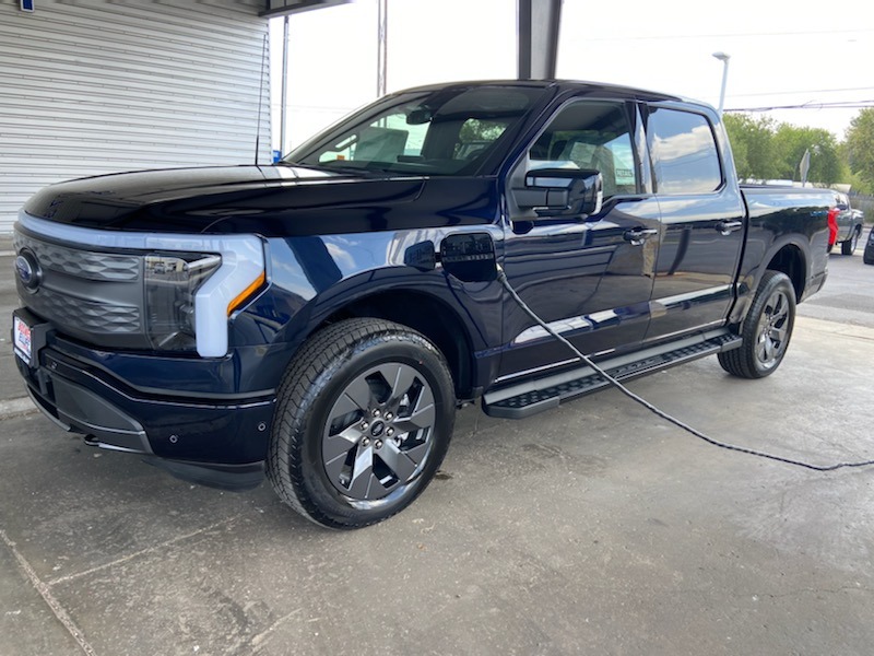 2022 Ford F-150 Lightning Lariat - Find My Electric