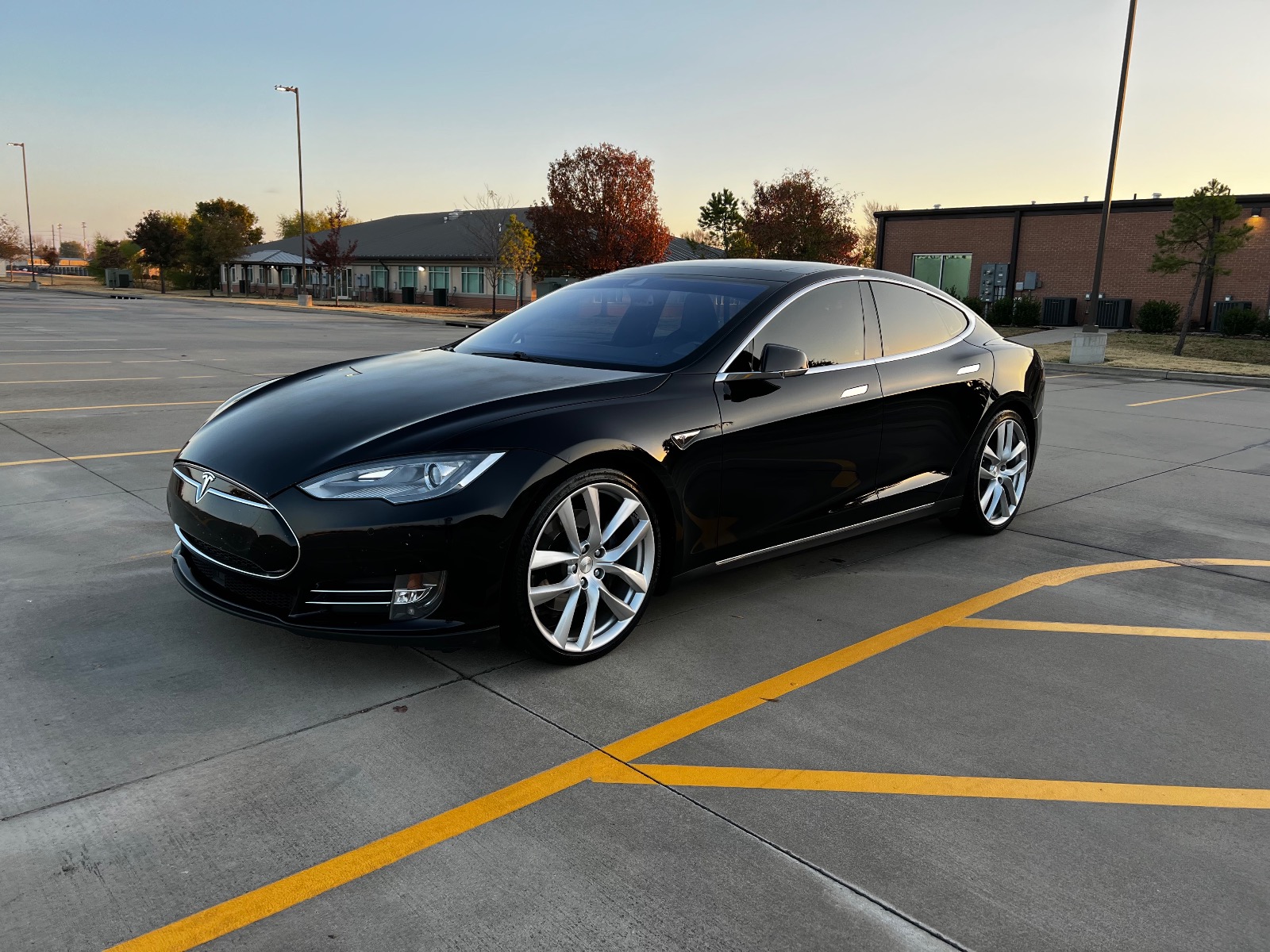 2015 Tesla Model S 70D full