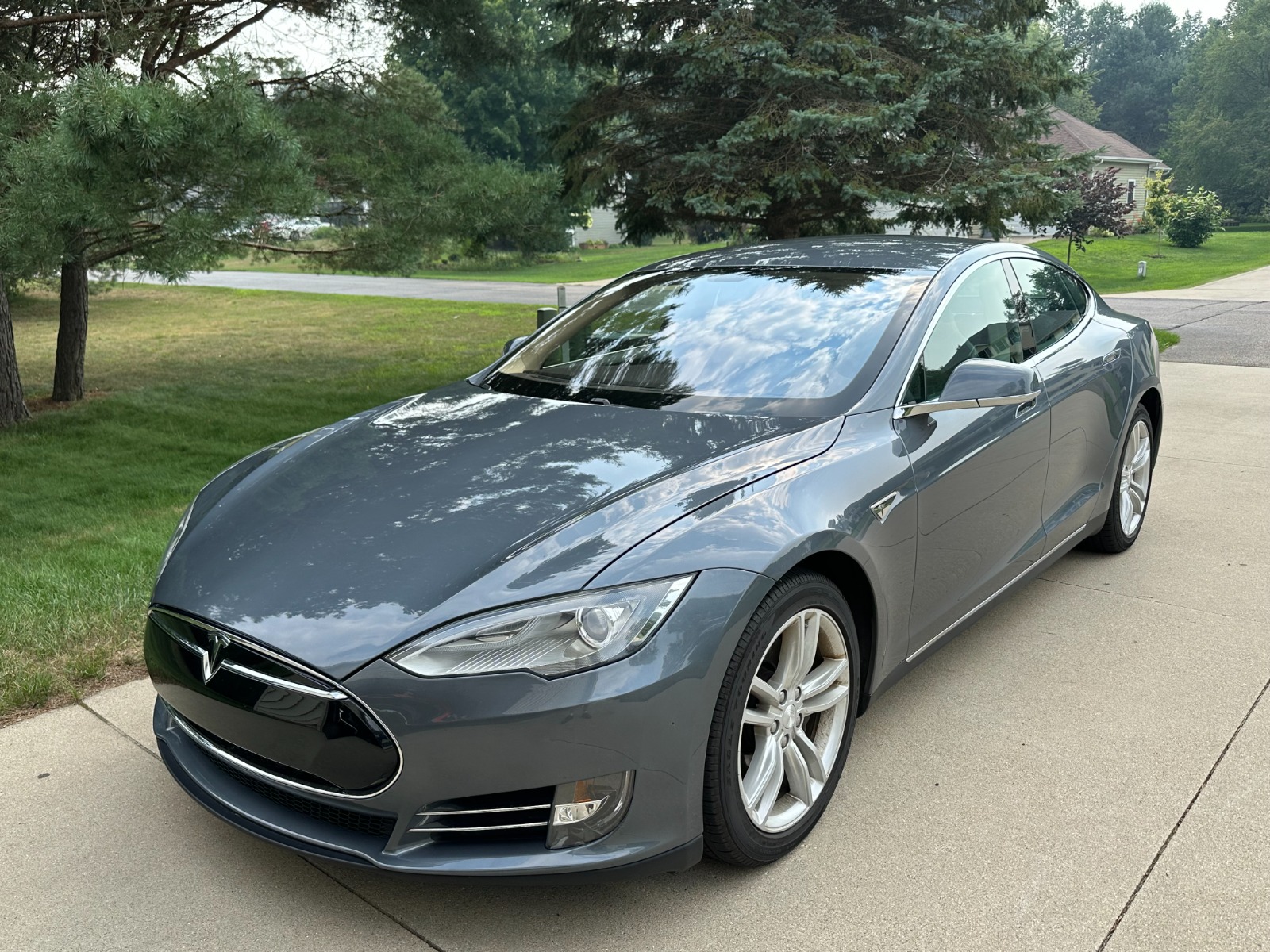 2013 Tesla Model S 85 full