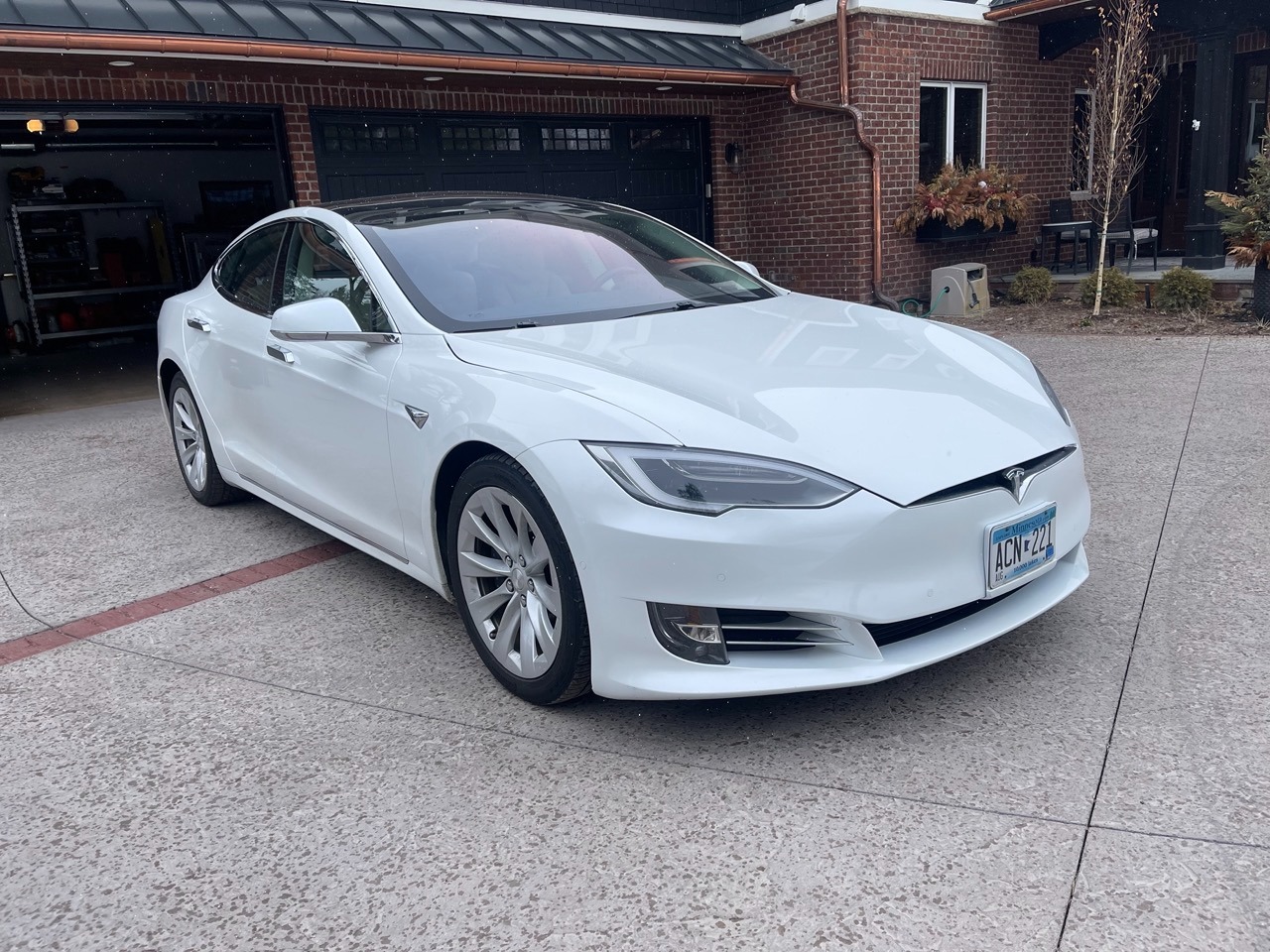 2017 Tesla Model S 75D full