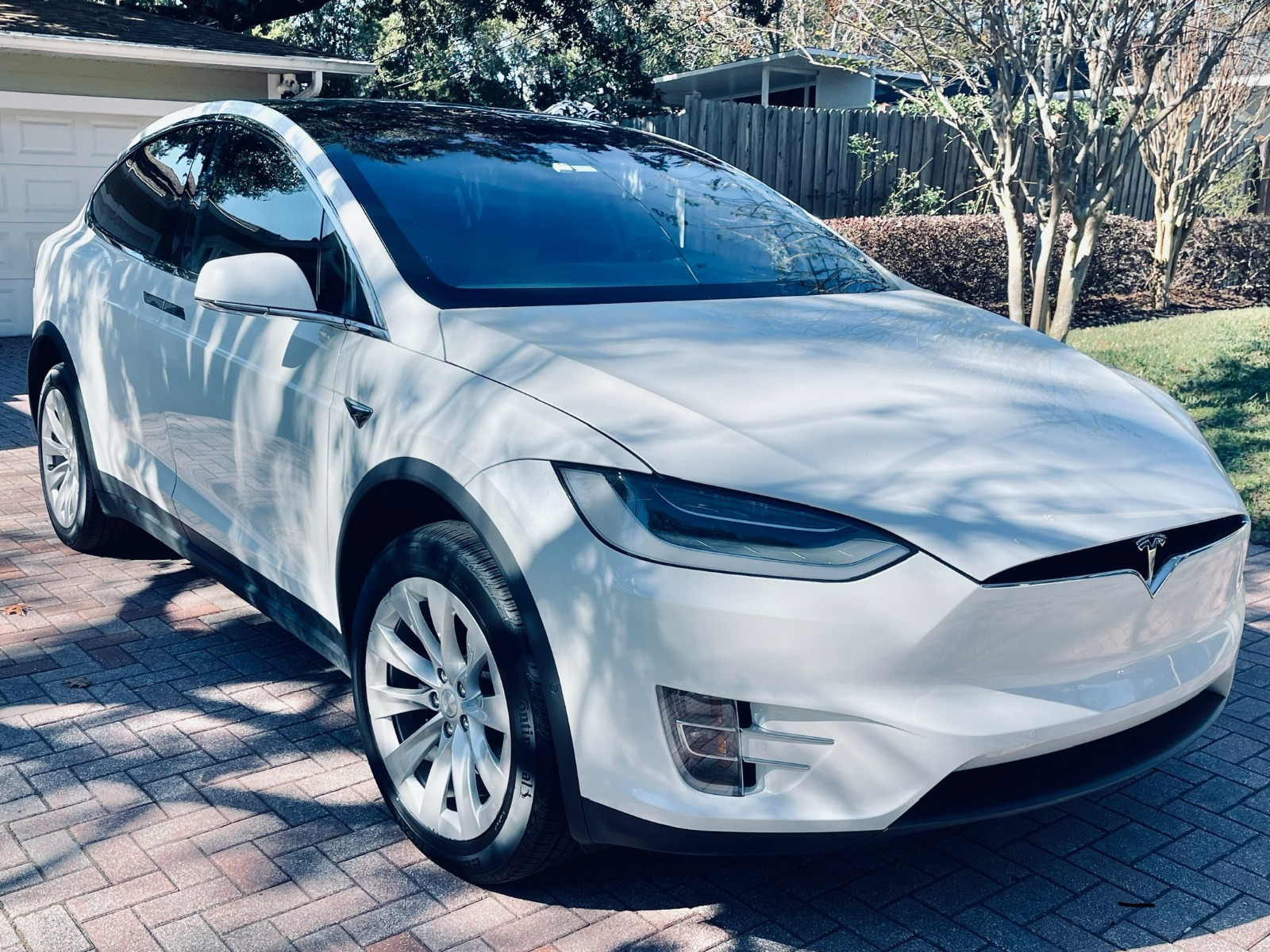 Model x deals long range plus