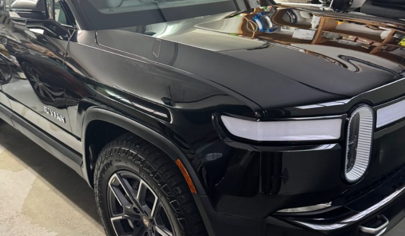 2023 Rivian R1T Adventure