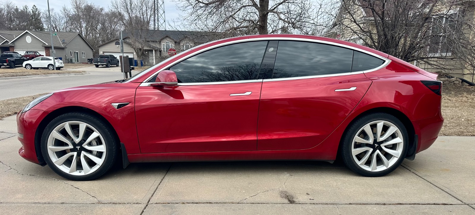 2020 Tesla Model 3 Long Range AWD - Find My Electric