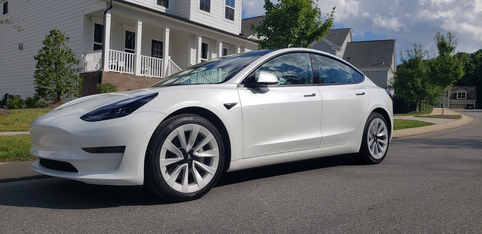 2022 Tesla Model 3 Standard Range Plus RWD - Find My Electric