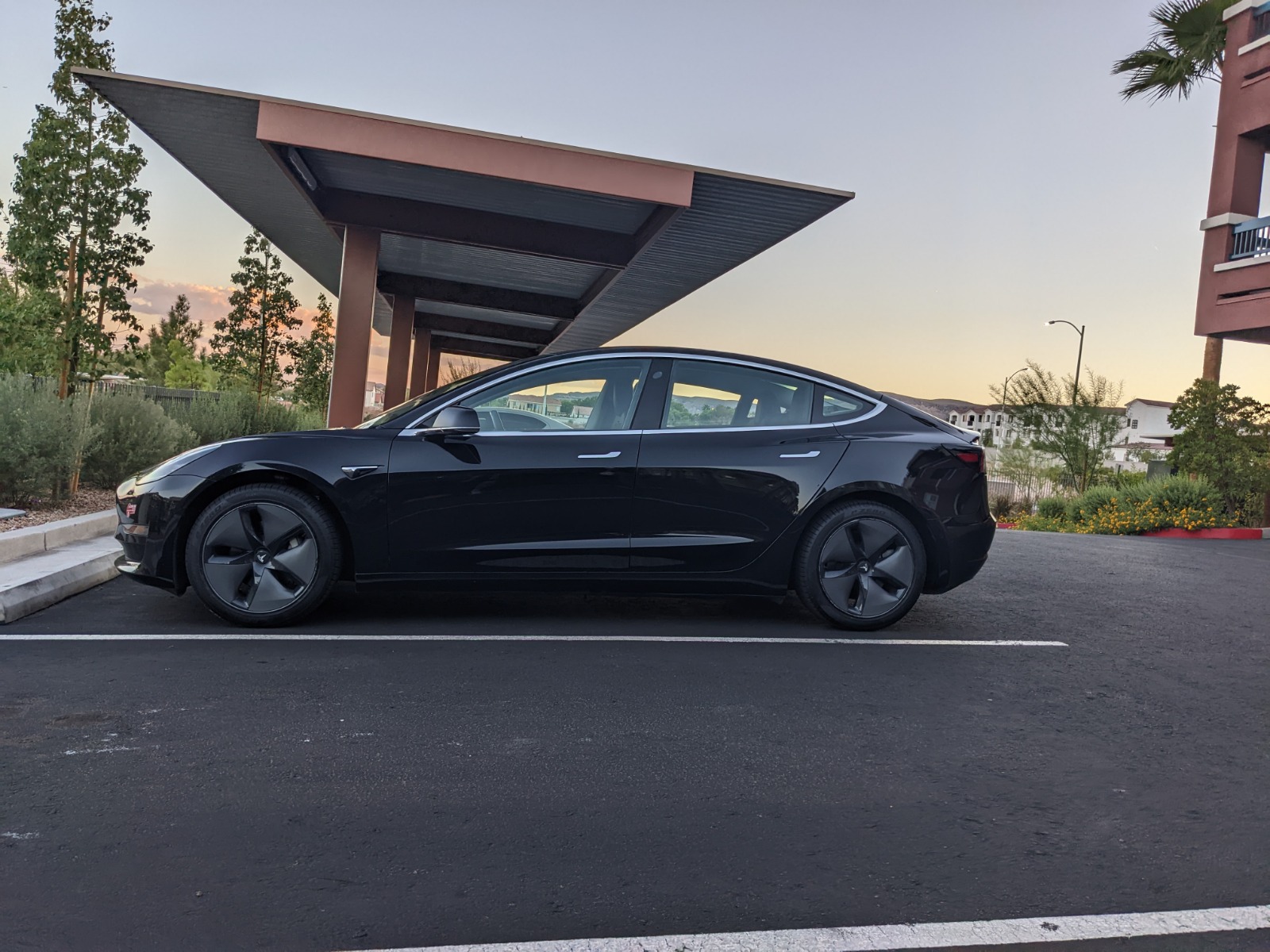 2018 Tesla Model 3 Long Range RWD - Find My Electric