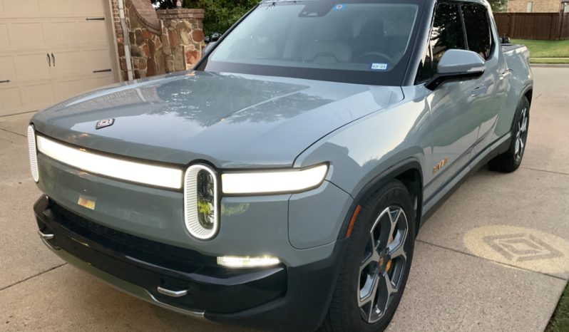 2023 Rivian R1T Adventure