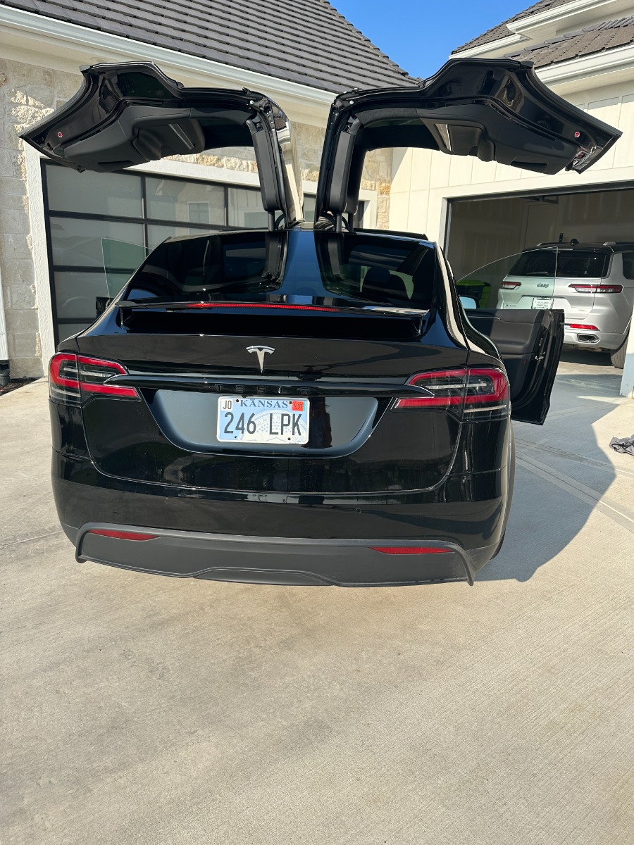 2023 Tesla Model X Standard Range AWD full