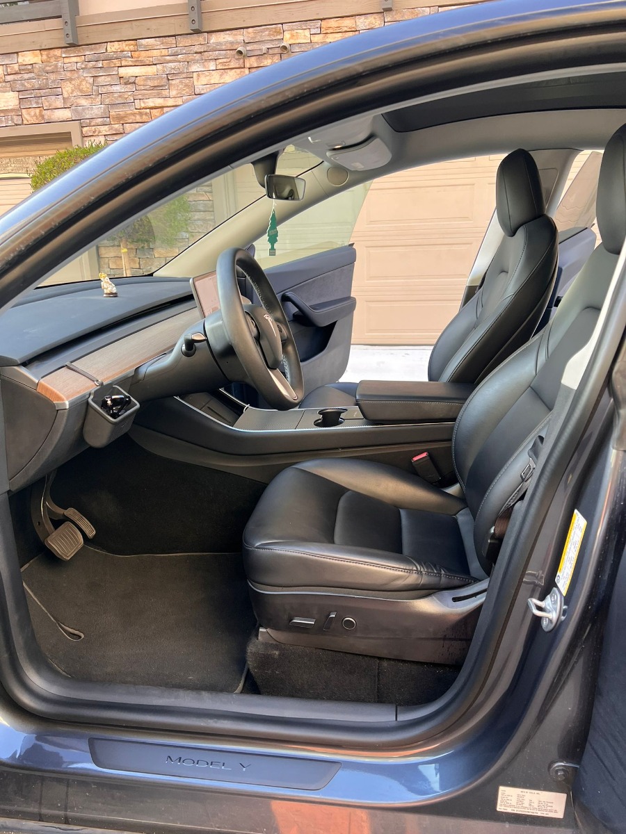 2021-tesla-model-y-long-range-awd-find-my-electric