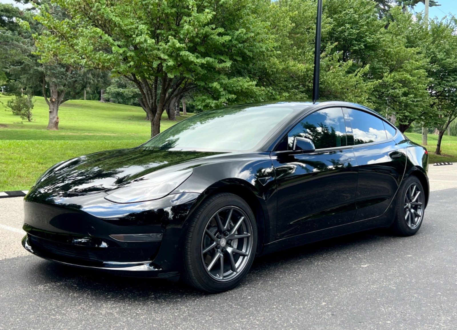 2022 Tesla Model 3 Standard Range Plus RWD - Find My Electric