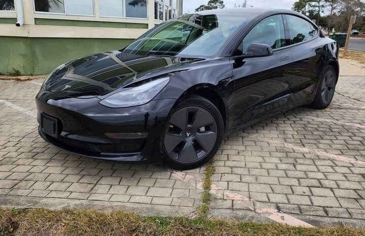 2021 Tesla Model 3 Standard Range RWD
