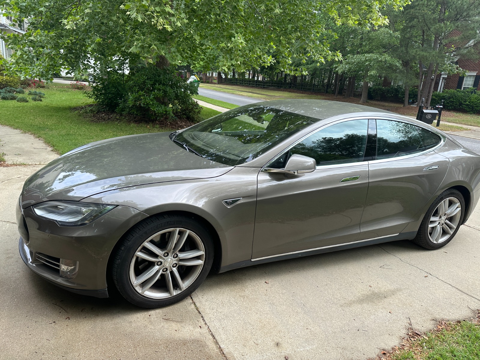 2016 Tesla Model S 70 full