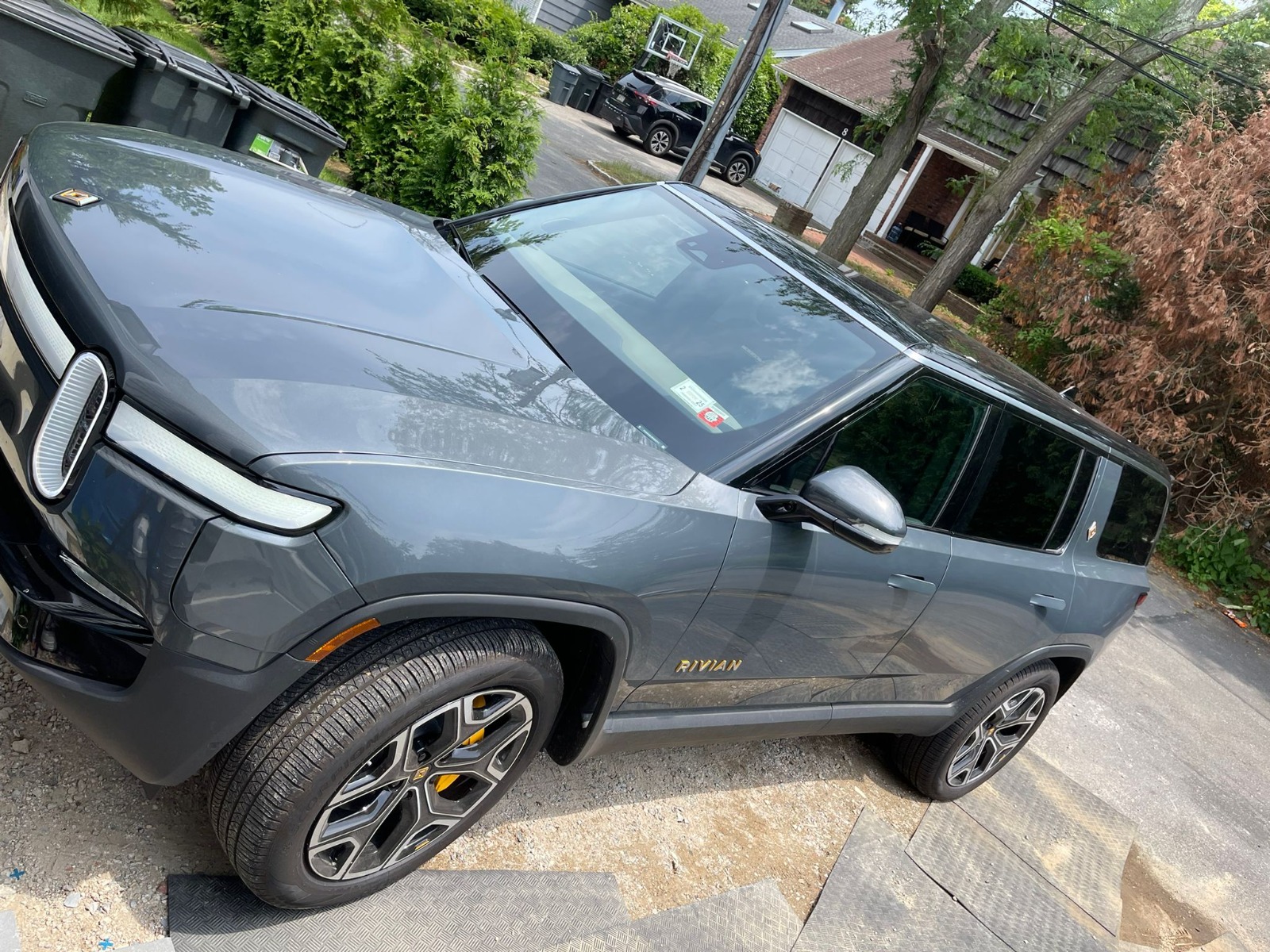 2022 Rivian R1s Launch Edition Find My Electric