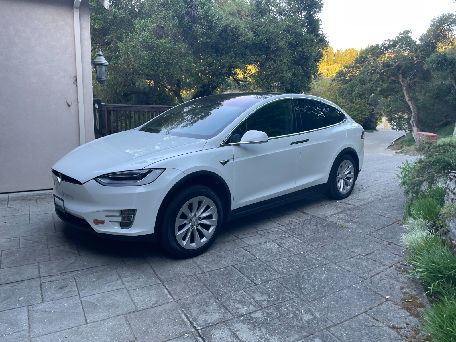 2020 Tesla Model X Long Range Plus AWD full