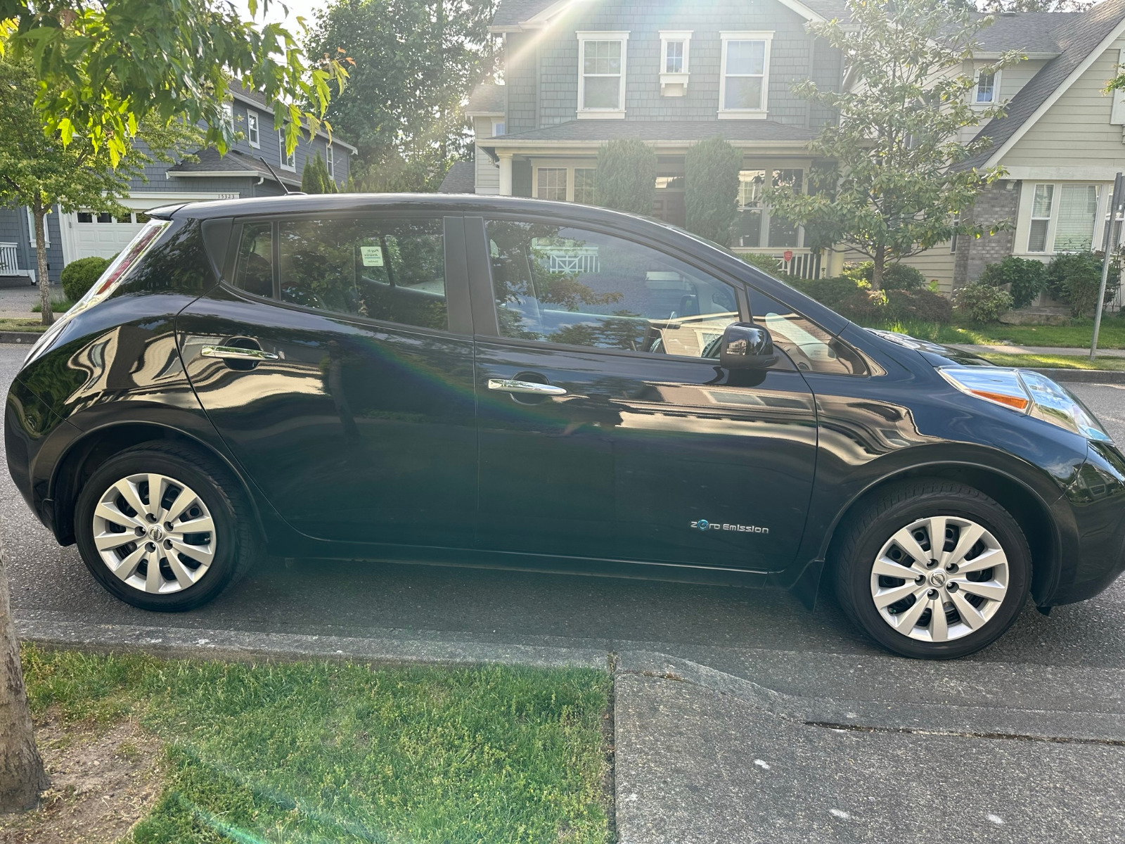 nissan leaf electric car 2015