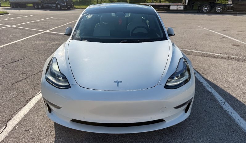 2022 Tesla Model 3 Long Range AWD