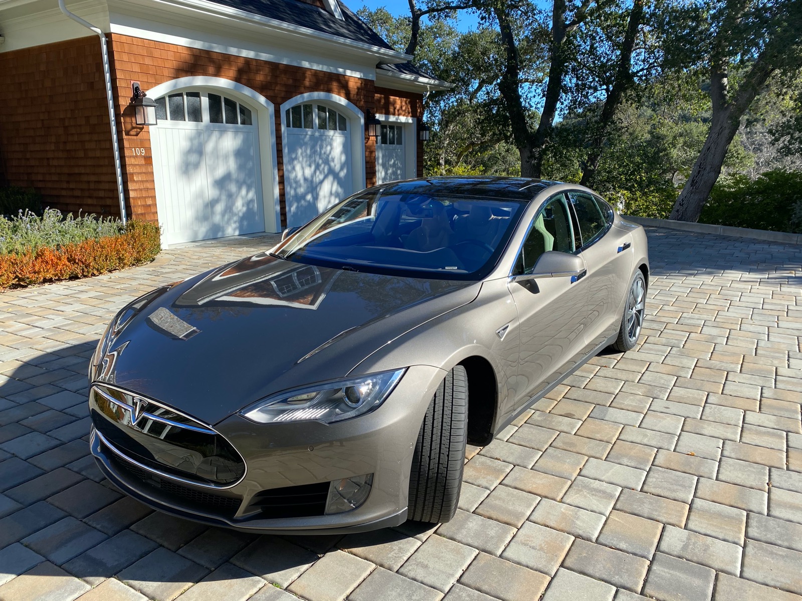 2015 Tesla Model S P90D full