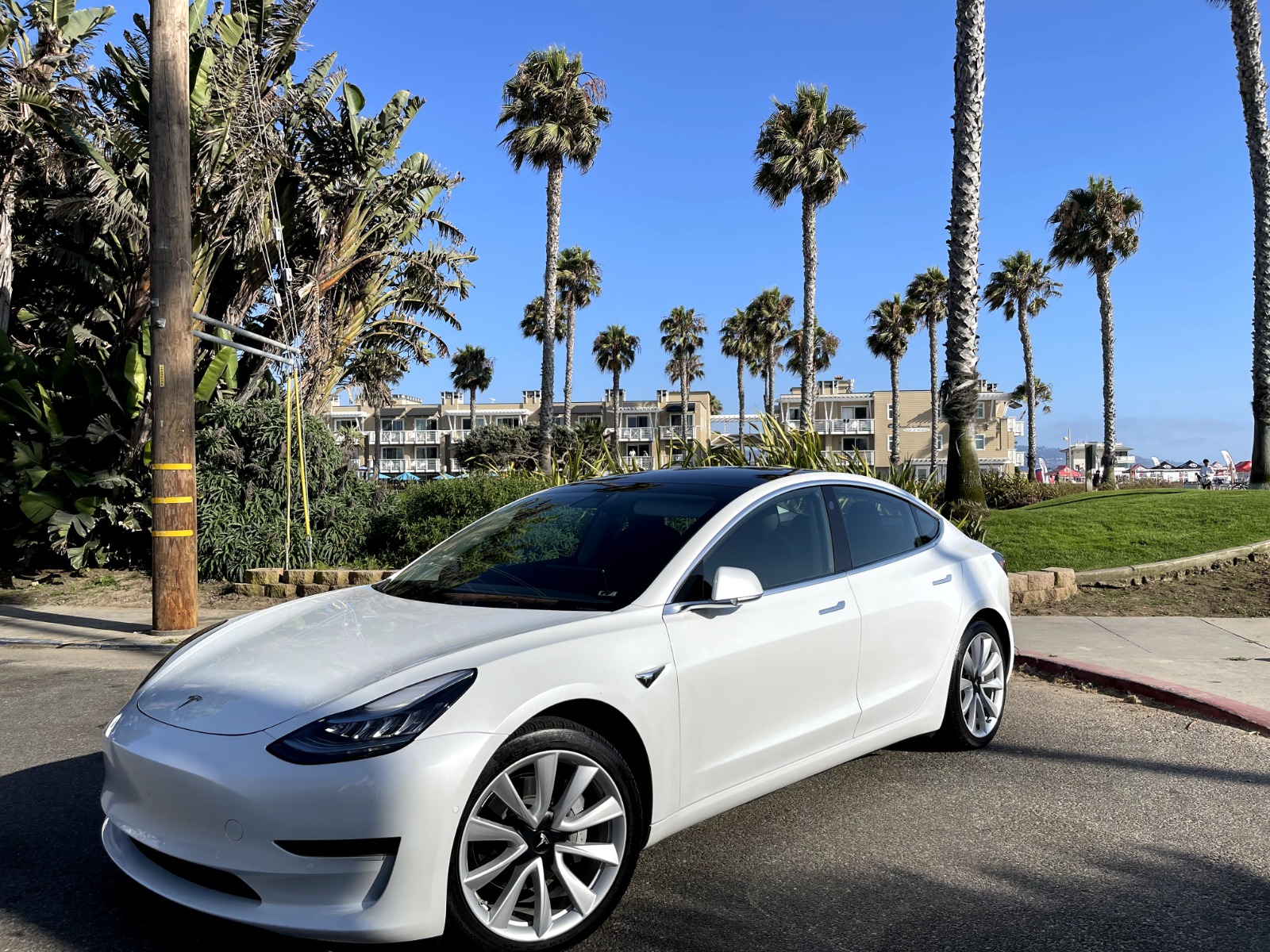 2019 Tesla Model 3 Long Range AWD - Find My Electric