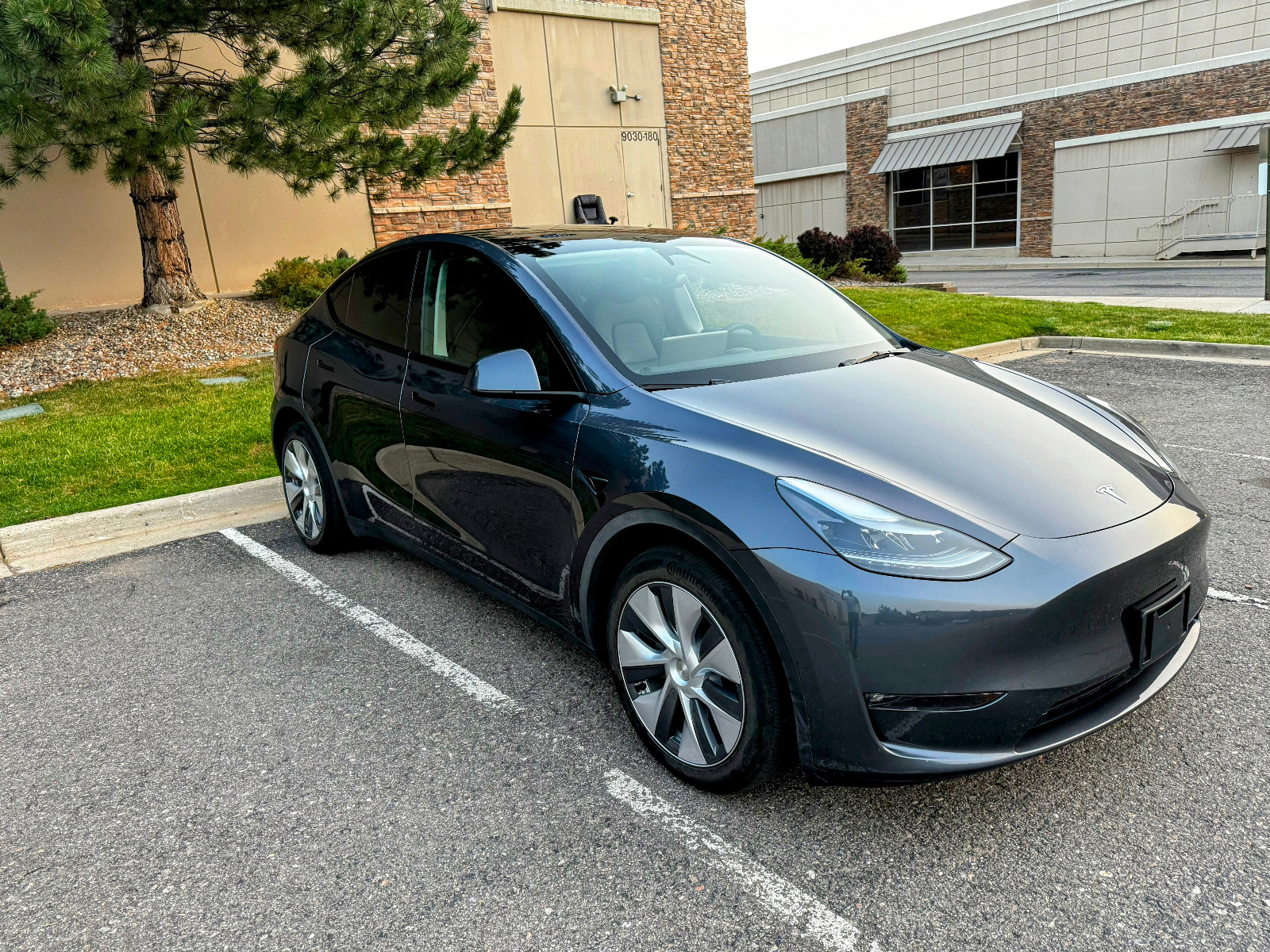 2023 Tesla Model Y Long Range AWD full