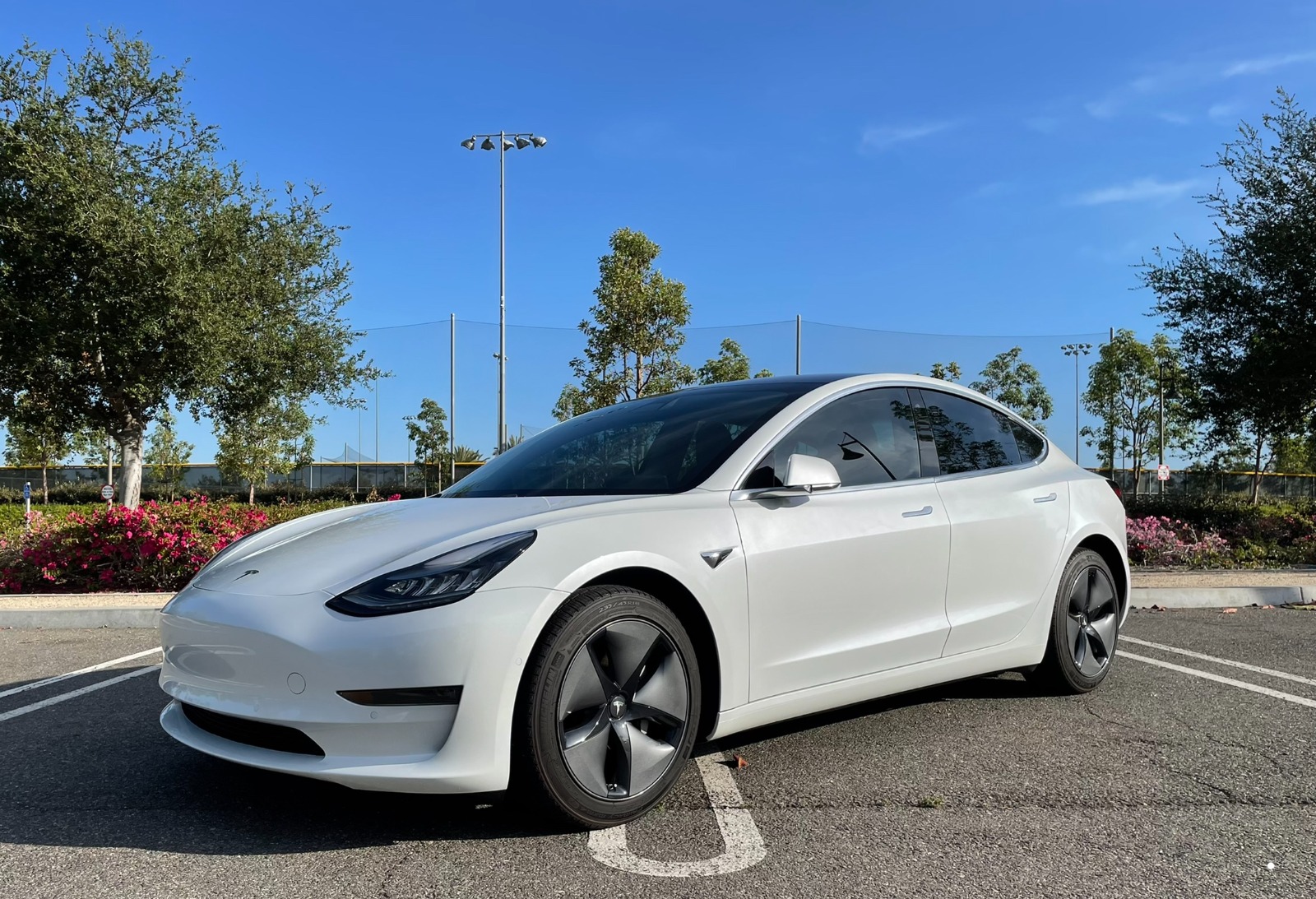 2019 tesla model 3 mid range battery capacity