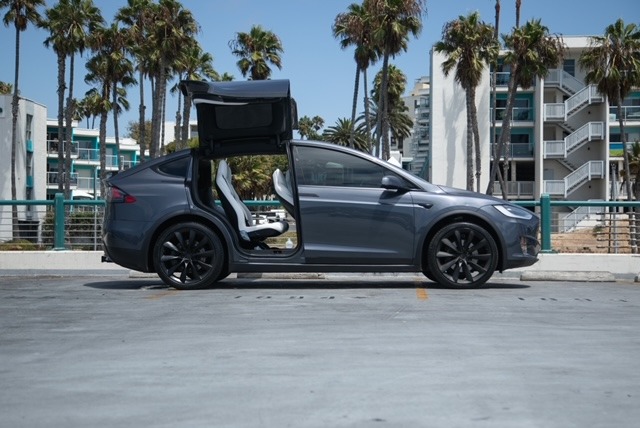 2019 tesla model x store 75d range