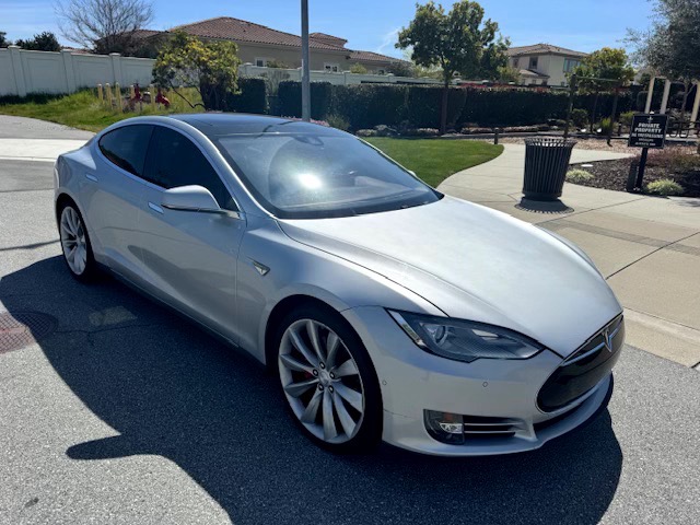 2014 Tesla Model S P85+ full