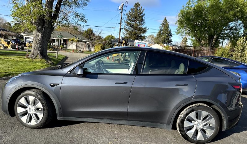 2021 Tesla Model Y Long Range AWD