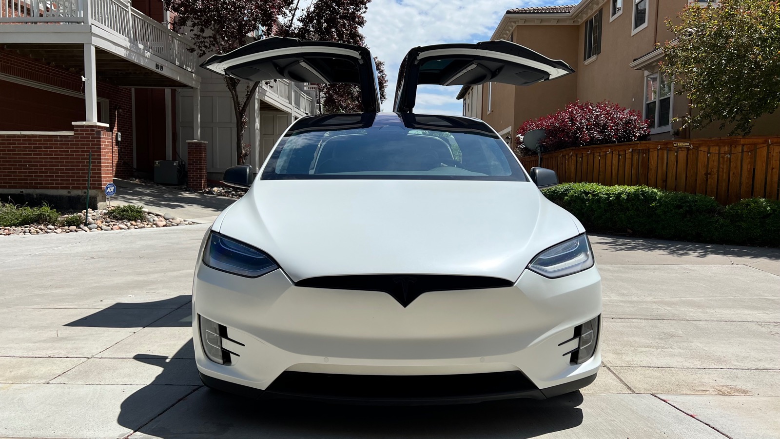 2021 tesla model x long range plus