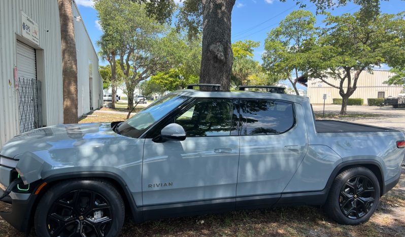 2023 Rivian R1T Adventure